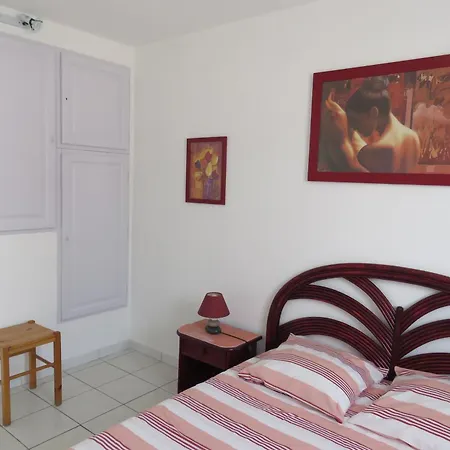 Petit Coin De Paradis Dans Residence Avec Piscine Vias Exterior foto