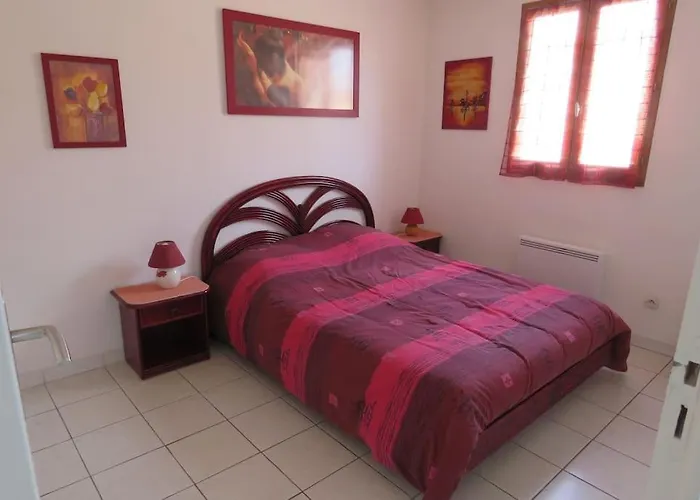 Petit Coin De Paradis Dans Residence Avec Piscine