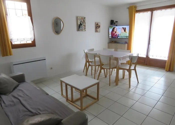 Petit Coin De Paradis Dans Residence Avec Piscine
