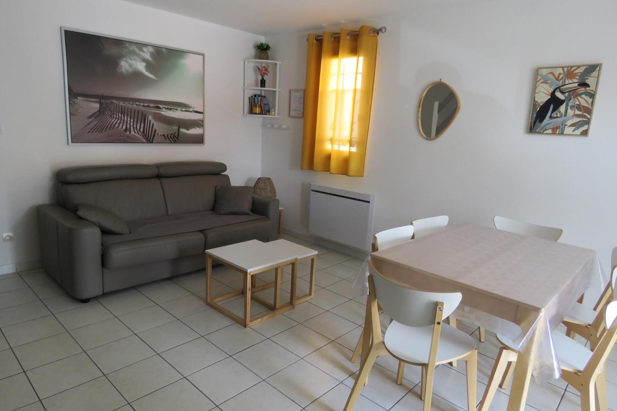 Petit Coin De Paradis Dans Avec Piscine Holiday home *
